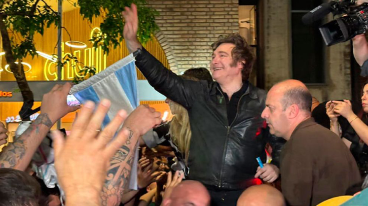 “Este es un momento bisagra de la historia argentina”: Milei pidió participación electoral para definir el futuro del&nbsp;país