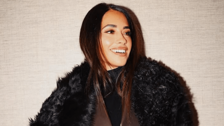 Antonela Roccuzzo deslumbró en Nueva York con un look invernal para ir a&nbsp;Broadway