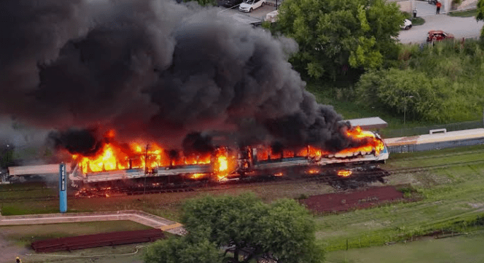 Incendio en el Tren de las Sierras obligó a evacuar a 120 pasajeros en&nbsp;Córdoba